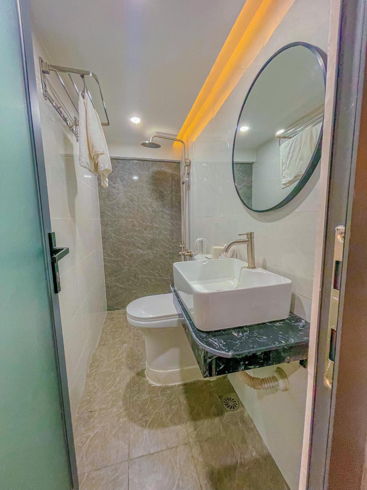 Vnd Hotel ホーチミン市 エクステリア 写真